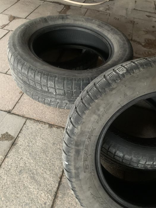 Комплект зимних шин