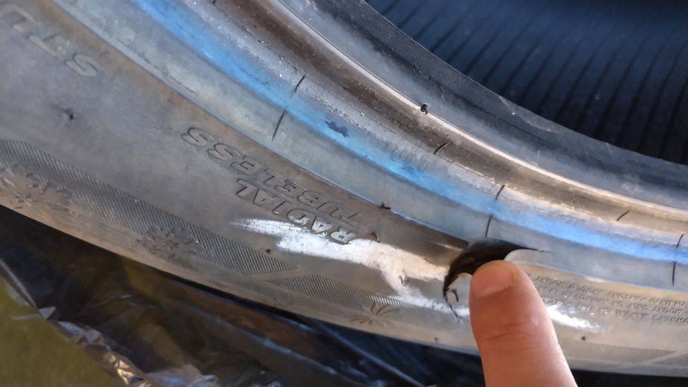 Зимни гуми 4 бр. 225/55/19 Hankook SUV