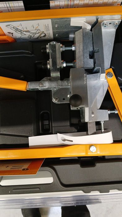 DOELLKEN гилотина за рязане на первази