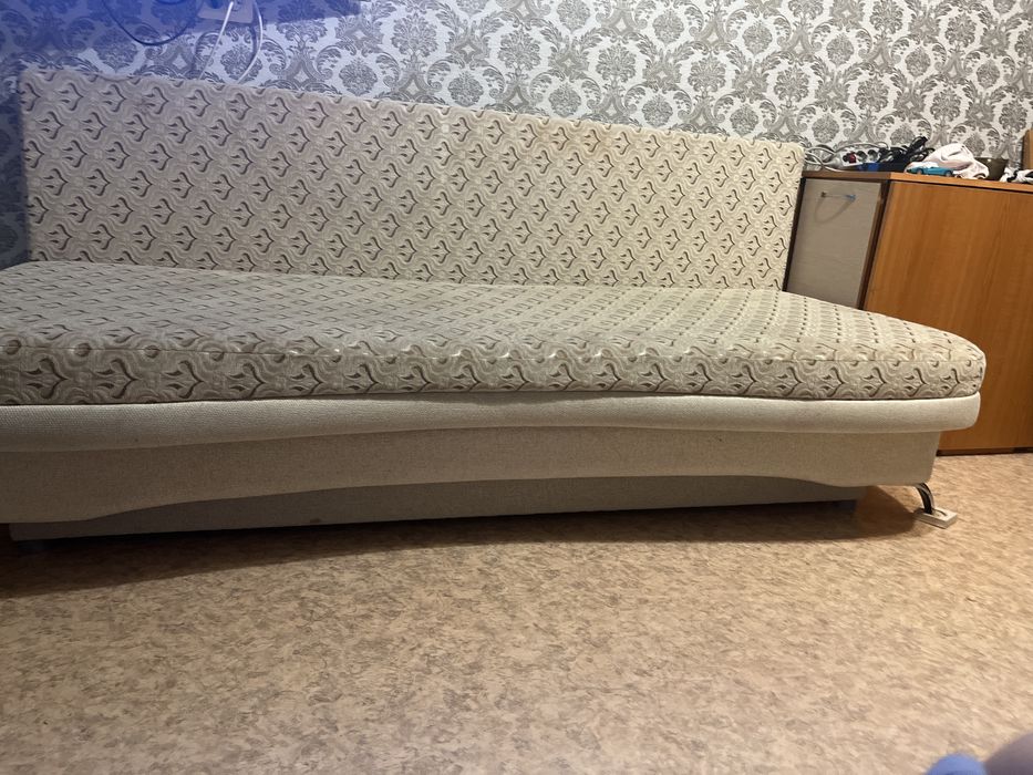Отдам диван бесплатно