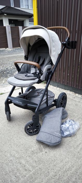 Carucior premium Nuna Mixx Next Granite/Caviar