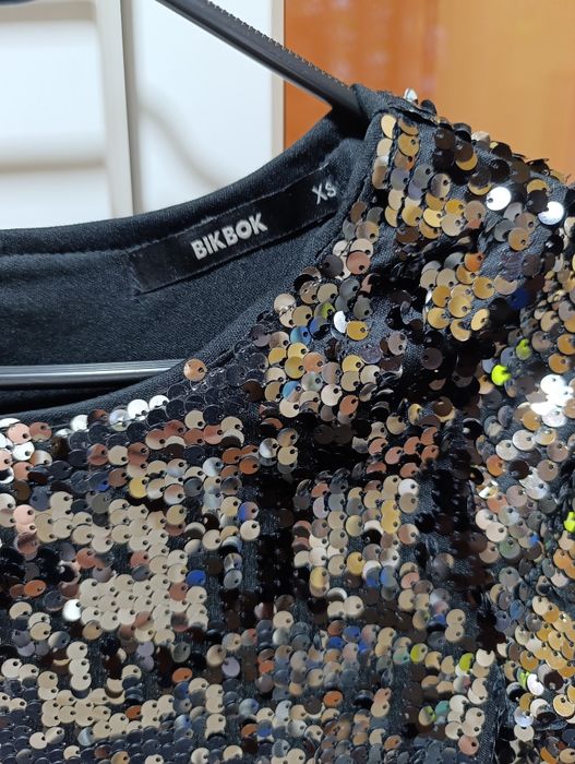 Rochie scurta eleganta cu paiete