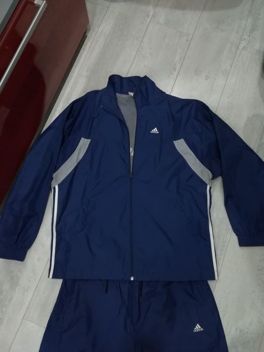Ветровка ADIDAS /комплект