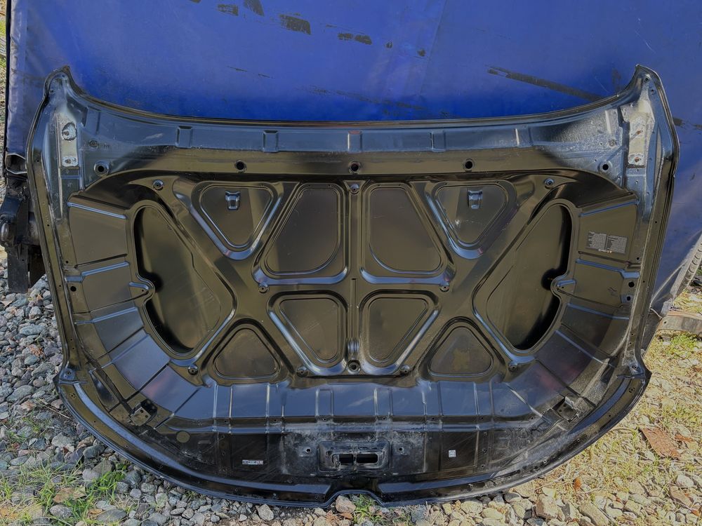 Капак Рено Аласкан/Renault Alaskan