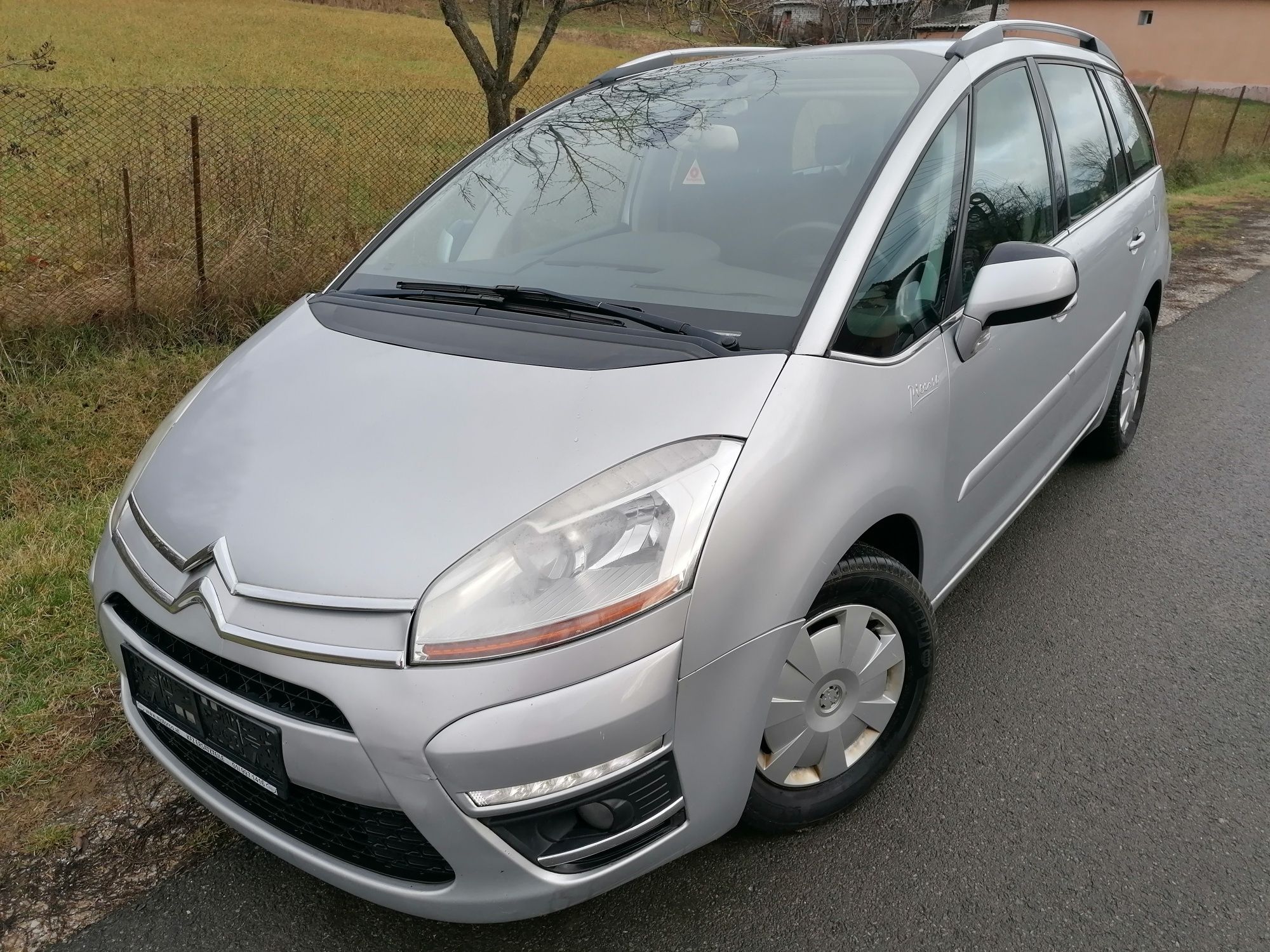 Vand citroen c4 grand picasso euro5 an 2012 3000euro fix