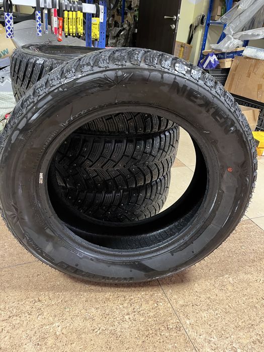 Зимной балон 235/60R18 M+S фирма NEXEN  бір сезон қолданылған