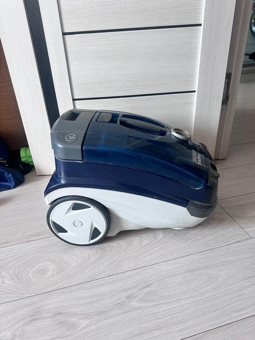 продам пылесос Thomas