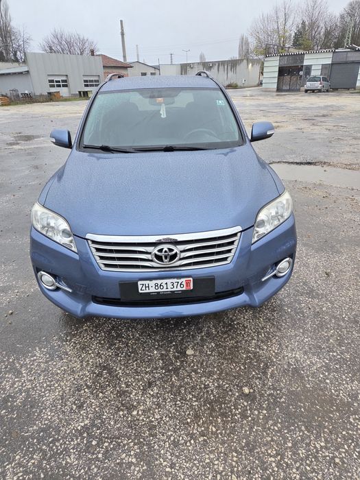 Тойота RAV4  2,0 4*4 Бензин