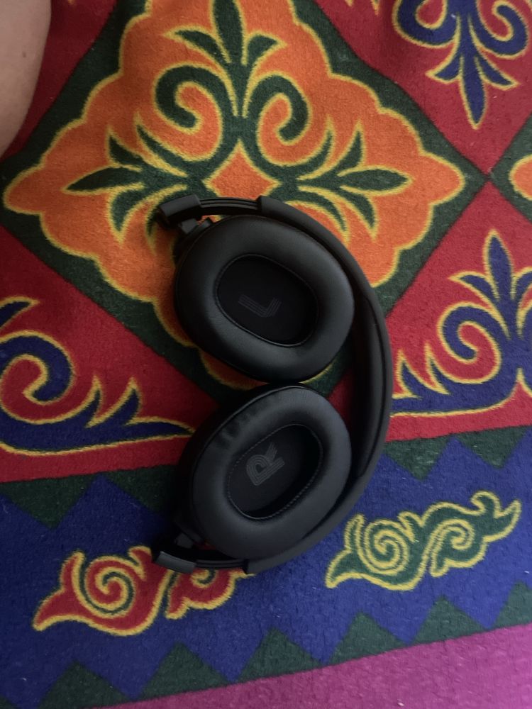 JBL 720 …………………..