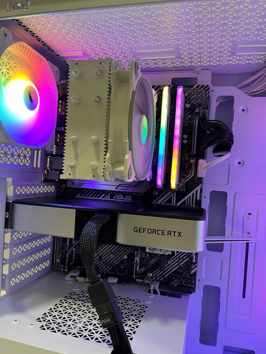 Геймърски компютър Intel Core i5 11500, RTX 3060 Ti 8GB, 16GB ram