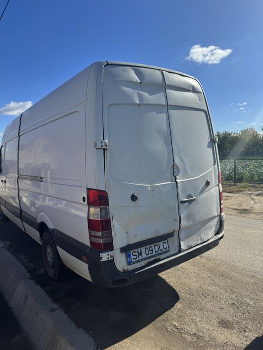 Mercedes 311 schimb cu masina mica