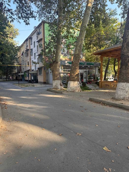 Чилонзор  7   3/4/4   хороший ремонтом