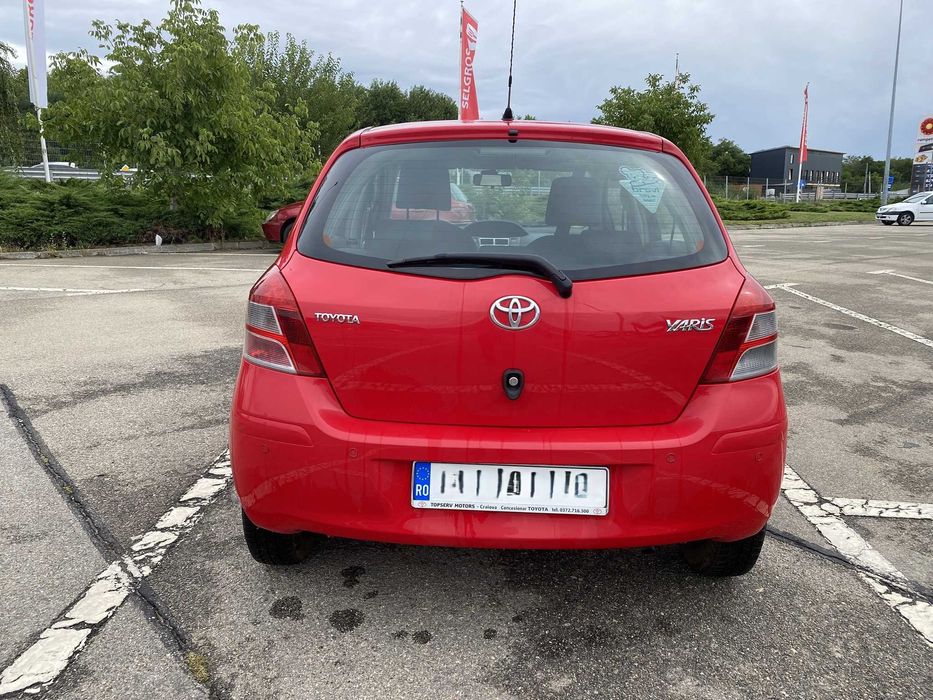 Toyota Yaris 1L Benzina