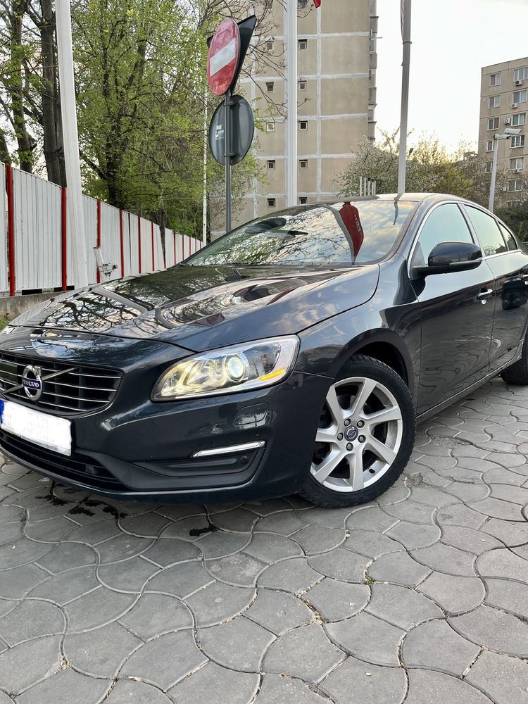 Volvo S60 Momentum