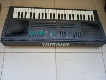 Синтезатор Yamaha PSS-460