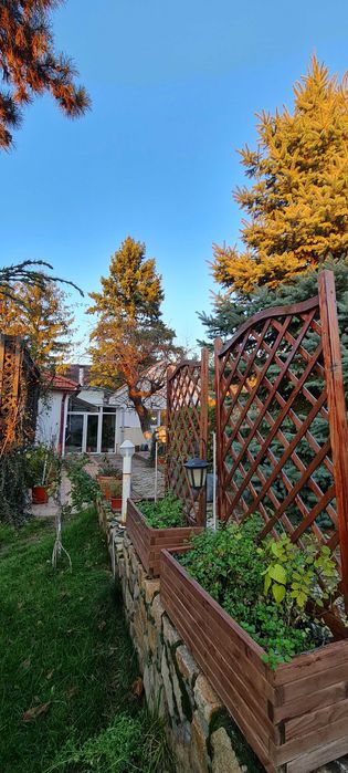 Casa /Cabana De Inchiriat cu Ciubar si Jacuzzi Cuvin