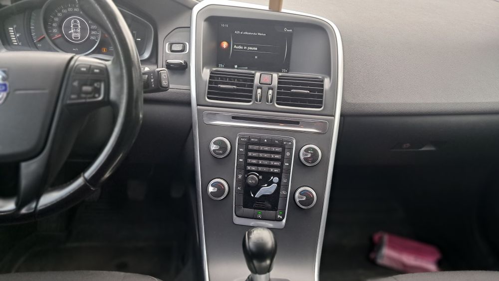 Volvo XC60 an 2015 motor 2.0 diesel cinci pistoane
