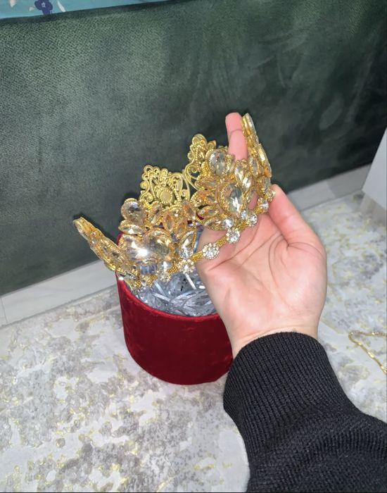 Kelinlar uchun diadema