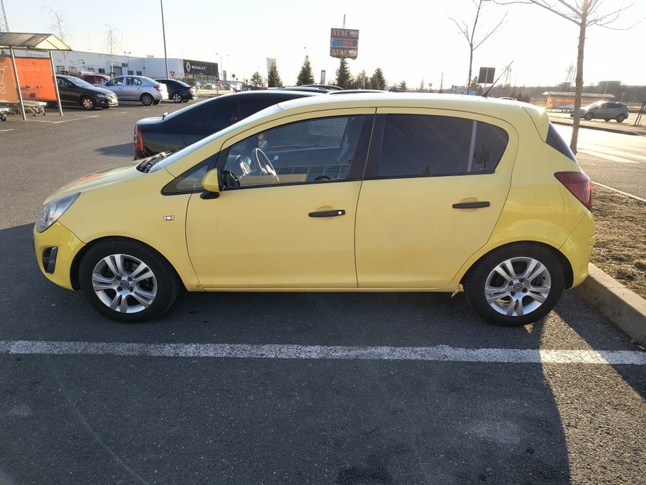 Vând Opel Corsa D cutie de viteze defectă