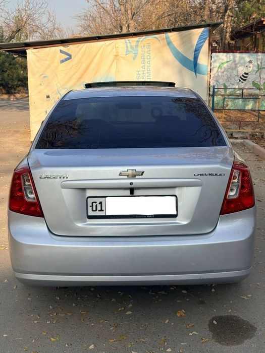 Gentra avtomat luk bilan