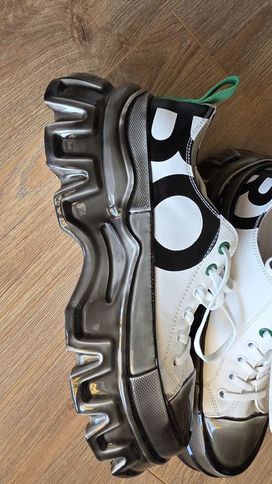 Продавам маратонки. НОВИ! НЕИЗПОЛЗВАНИ!