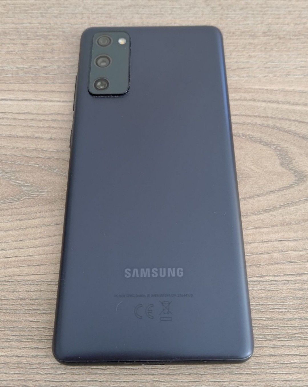 Samsung S20FE 128/6GB в перфектно състояние!