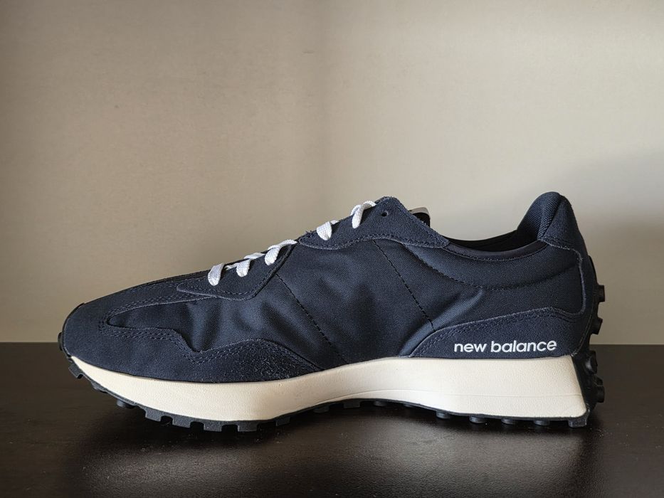 New Balance 327/ 46.5номер 30см Стелка Нови с Кутия