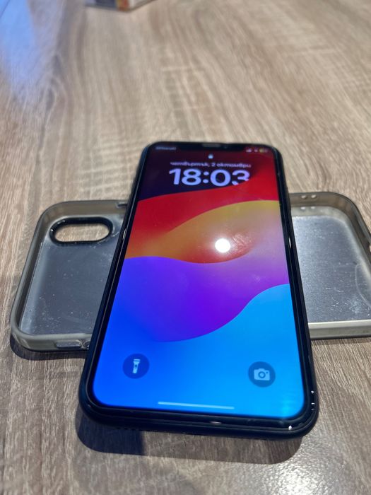 Iphone XR 128 GB отличен 87 % батерия