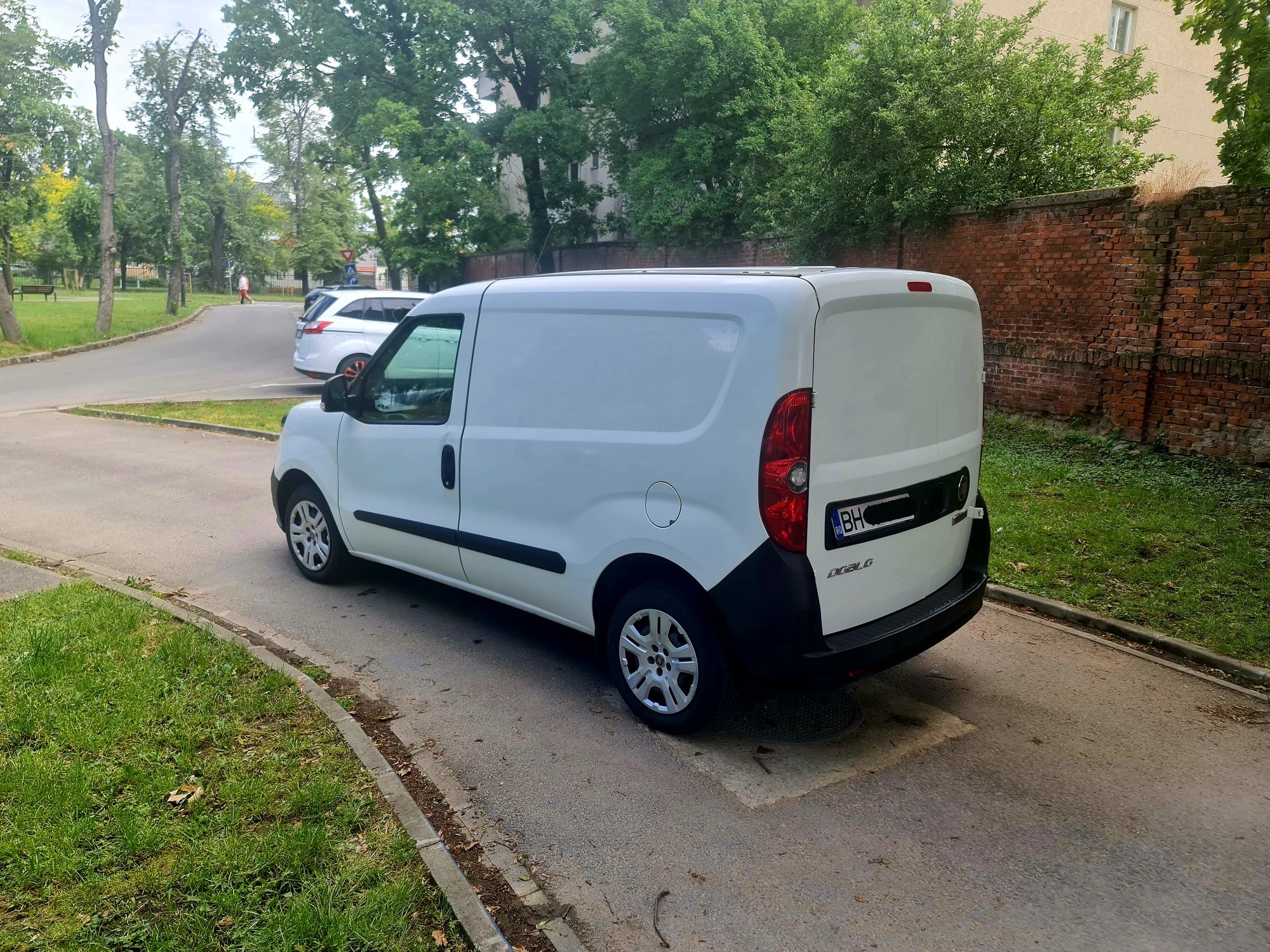 Vand/Schimb Fiat Doblo 1.3 Profesionale Autoutilitara/Transport marfa