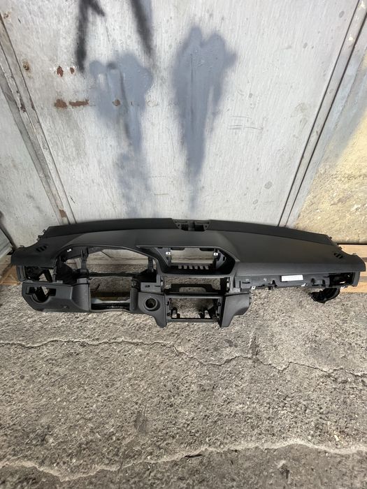 Мерцедес W212 Арматурно табло преди фейса