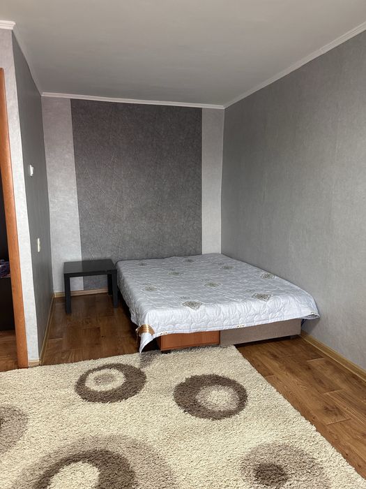 Сдается 1 комнатная квартира район универмаг