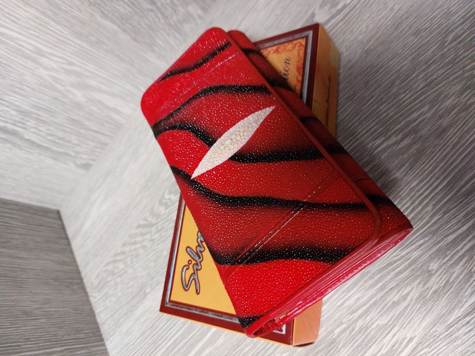 Кошелёк из кожи ската