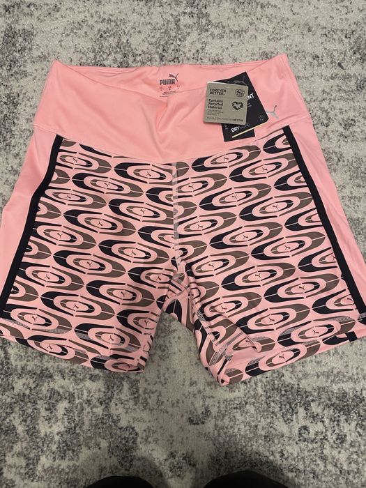 Egari scurti Puma L nou cu eticheta