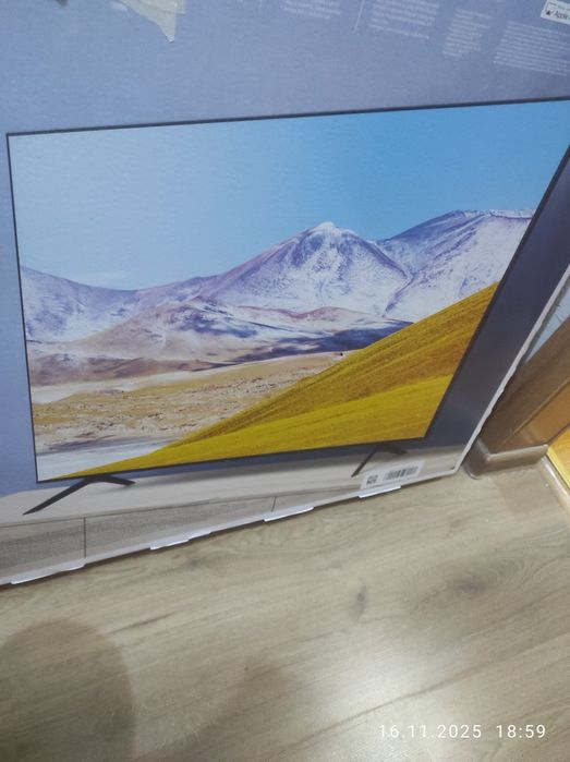 Телевизор Samsung 50 инча.