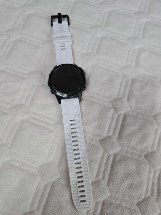 спортивные смарт-часы Garmin Fenix 6 Sapphire б/у