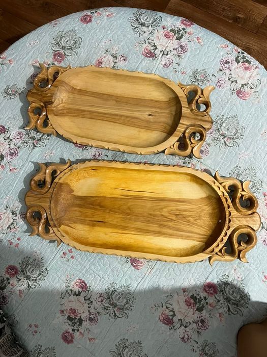 это астау, традиционное казахское деревянное сервировочное блюдо ручно