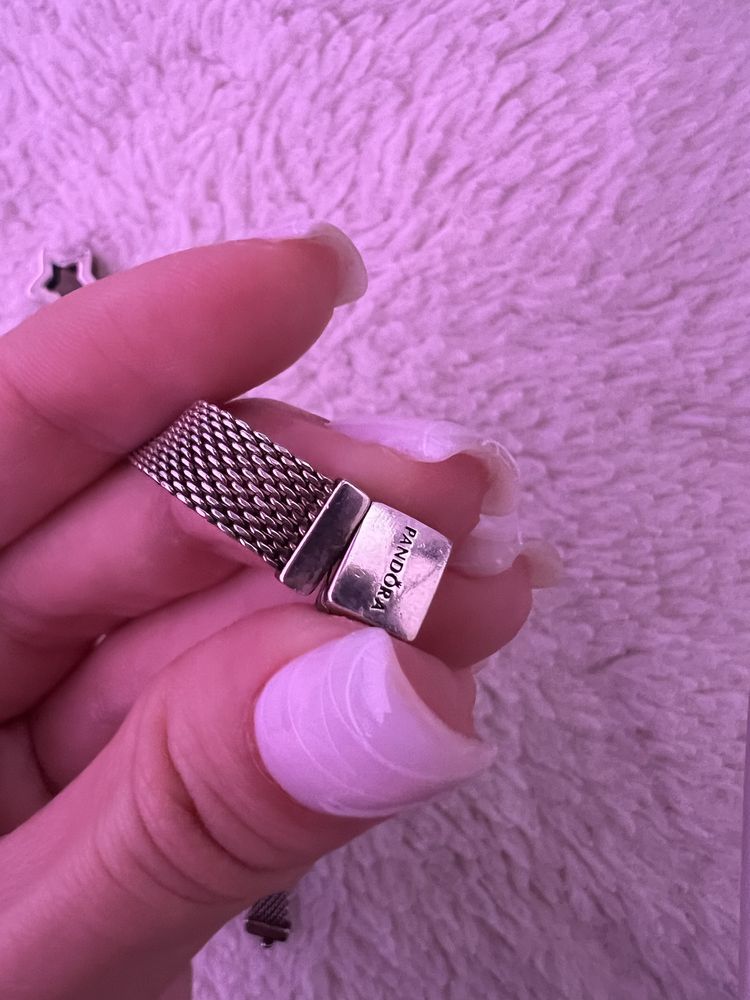 Гривна Pandora с талисмани