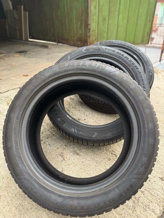 Гуми Сайлун в отлично състояние.