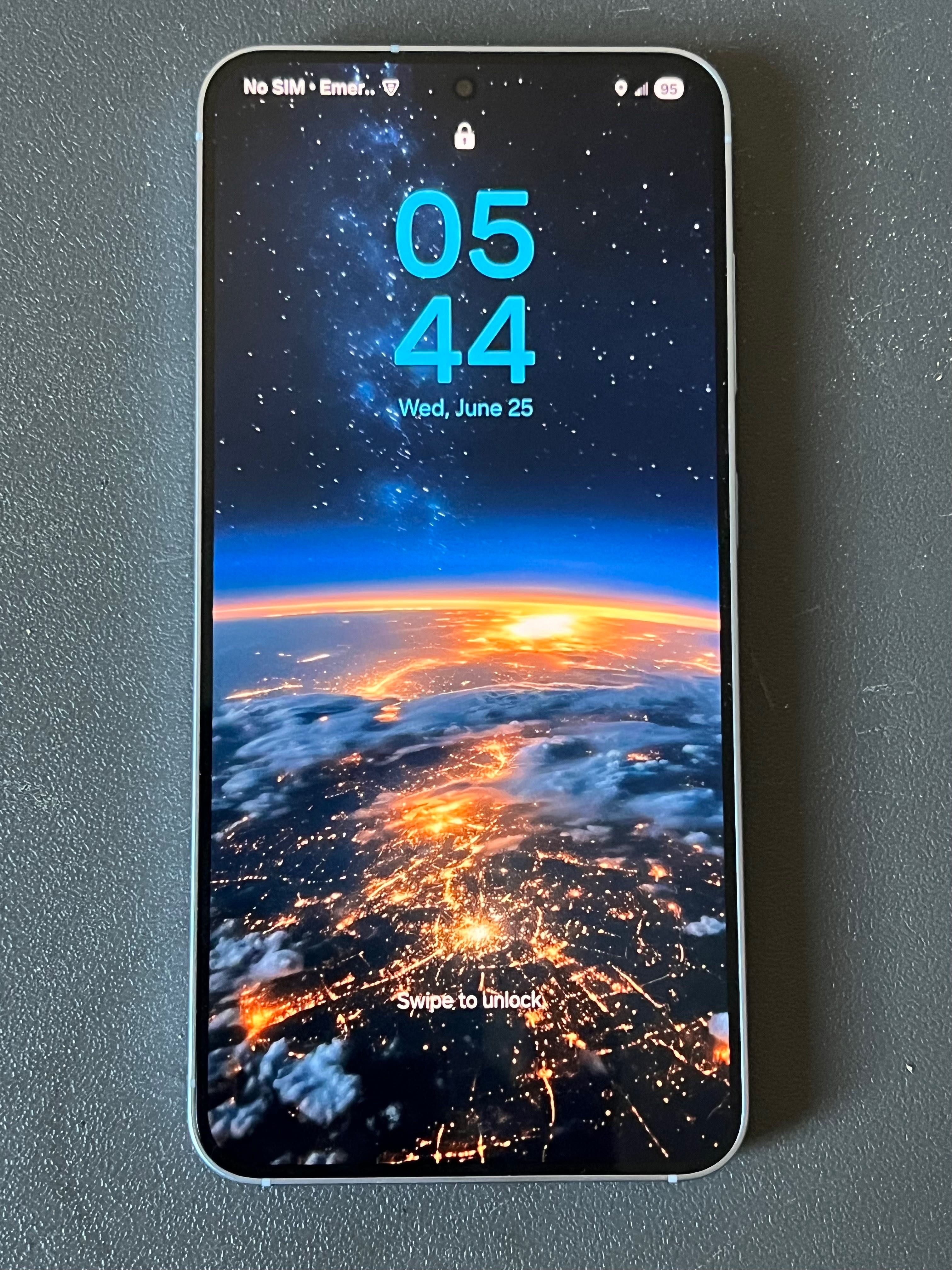 SAMSUNG S25 256GB нов