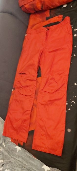 Pantaloni ski diferite dimensiuni