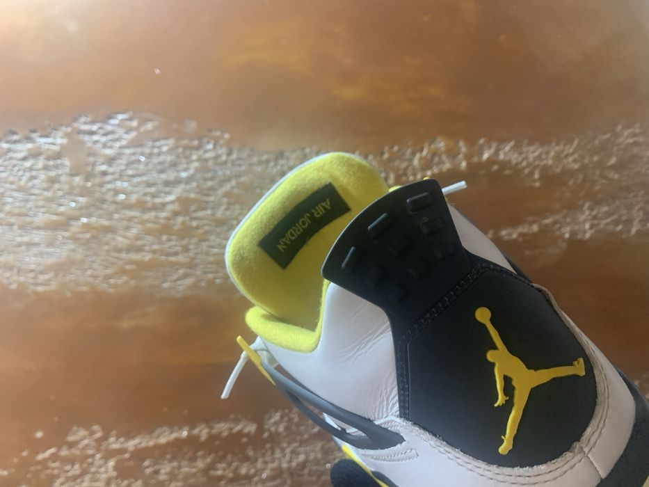 Vand jordan 4 originali full box si factura