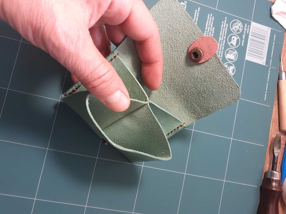 Портмоне.Италианска растителна дъбена кожа.