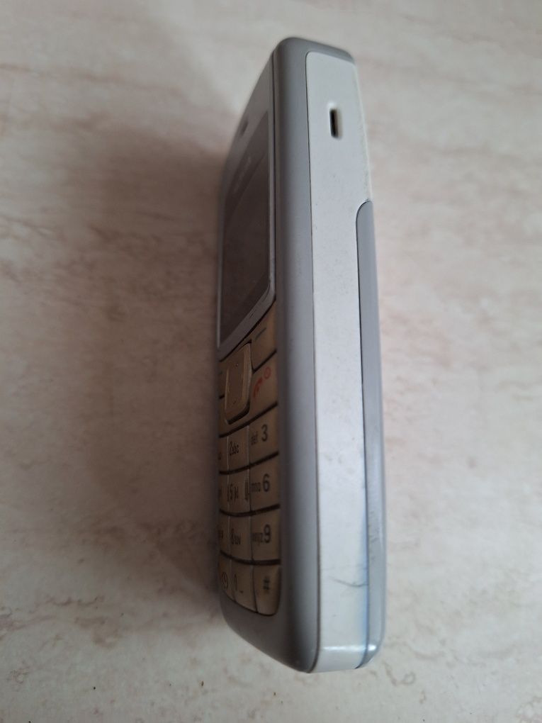 Telefon Nokia 1110i