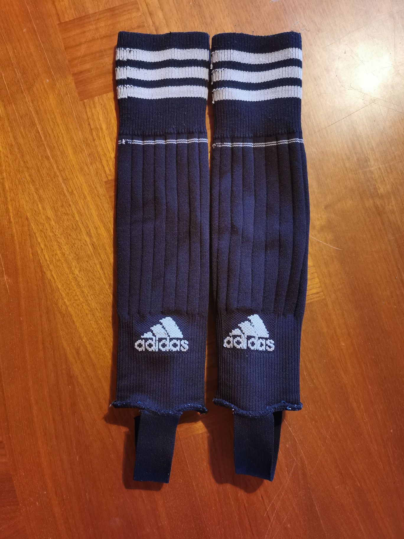 Set Jambiere adidas adulti si o pereche de copii 6-12 ani