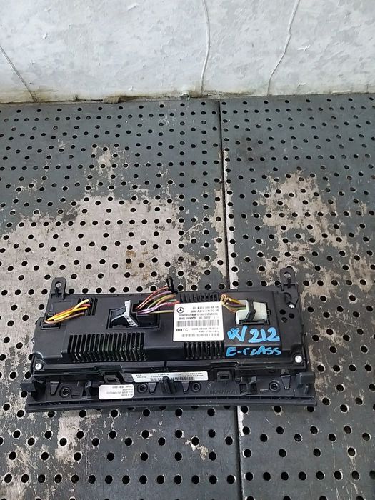 Panou comanda clima ac mercedes e class w212 a2129008608 a2128300285 5hb00935590