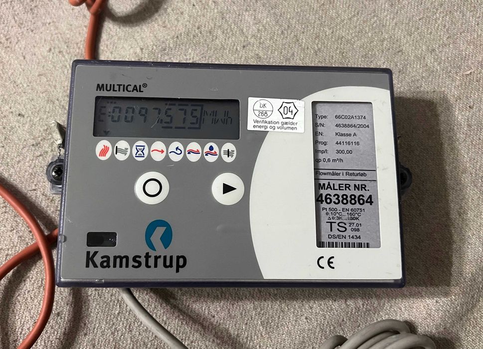 Contor energie termică Kamstrup Multical cu senzori temperatură