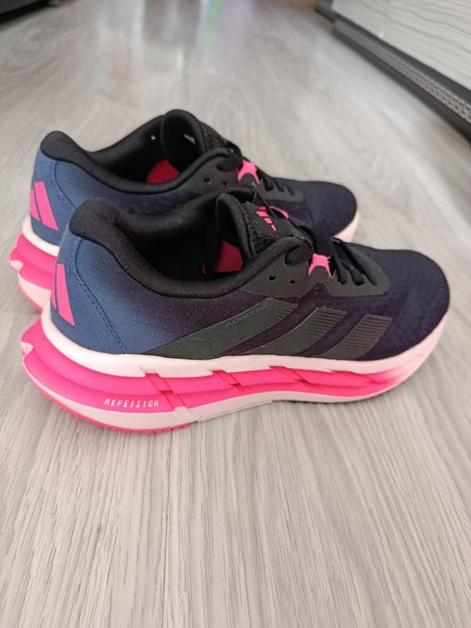 Дамски маратонки Adidas Adistar 3