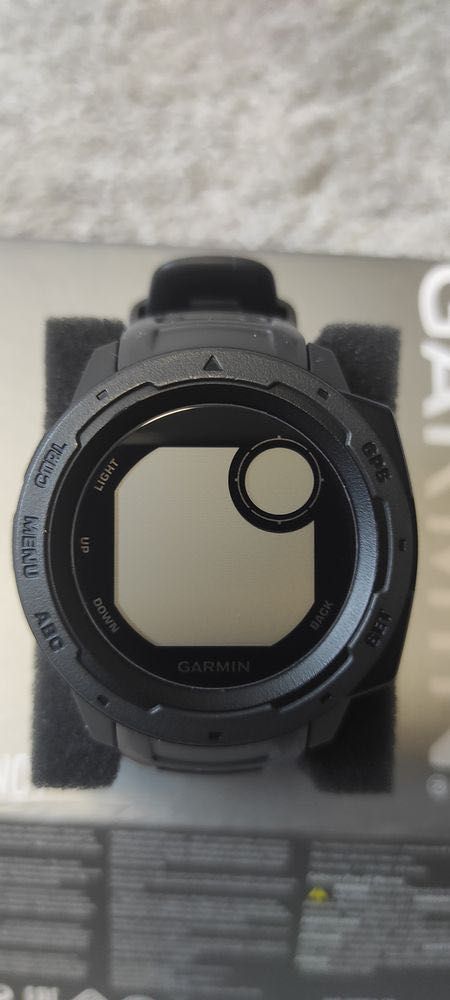 Garmin Instinct / Смарт часовник Гармин Инстинкт