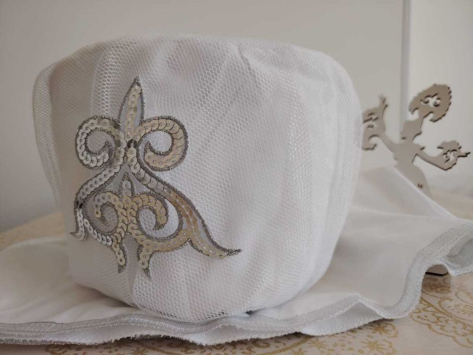 Кимешек. Женский.