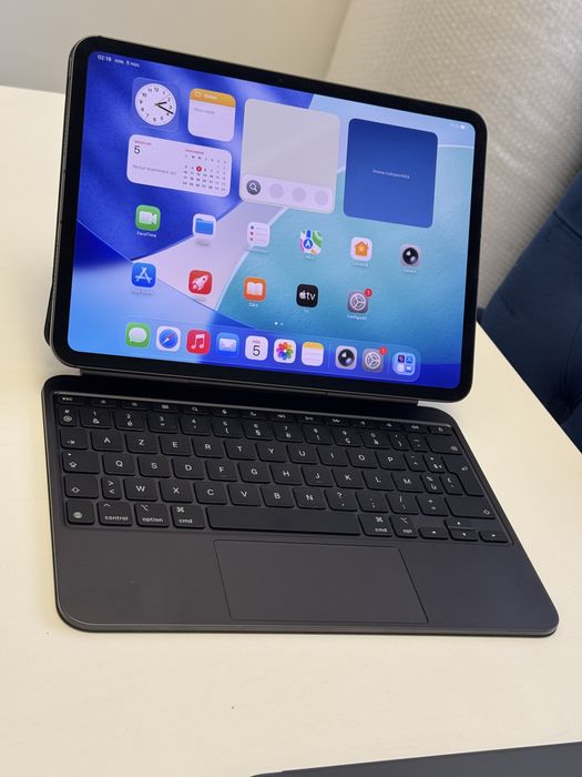 Apple iPad Pro 11" (2024), 512GB, Wi-Fi, Standard glass, Space Black